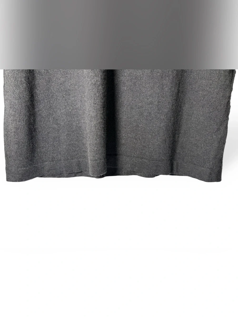 Banana Republic Men's Silk Cashmere Charcoal V-Neck Sweater